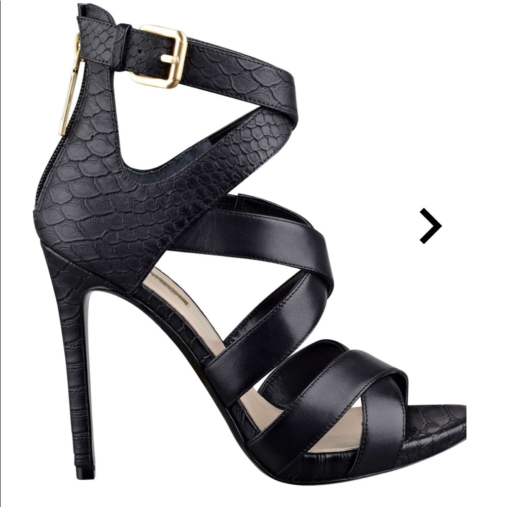 Guess black python heels new with tag 9.5